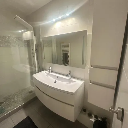 Near Beach-airport Open 24h Apartamento *